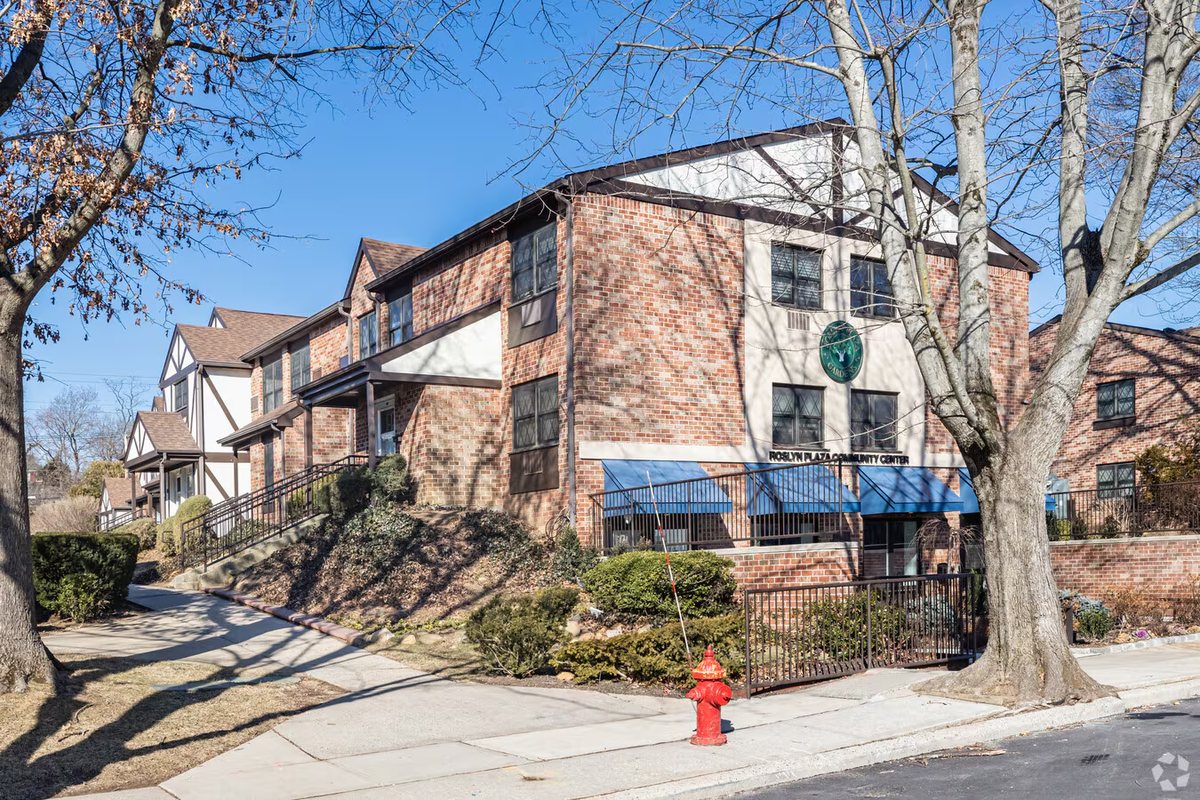 Multifamily property in North Hempstead, NY